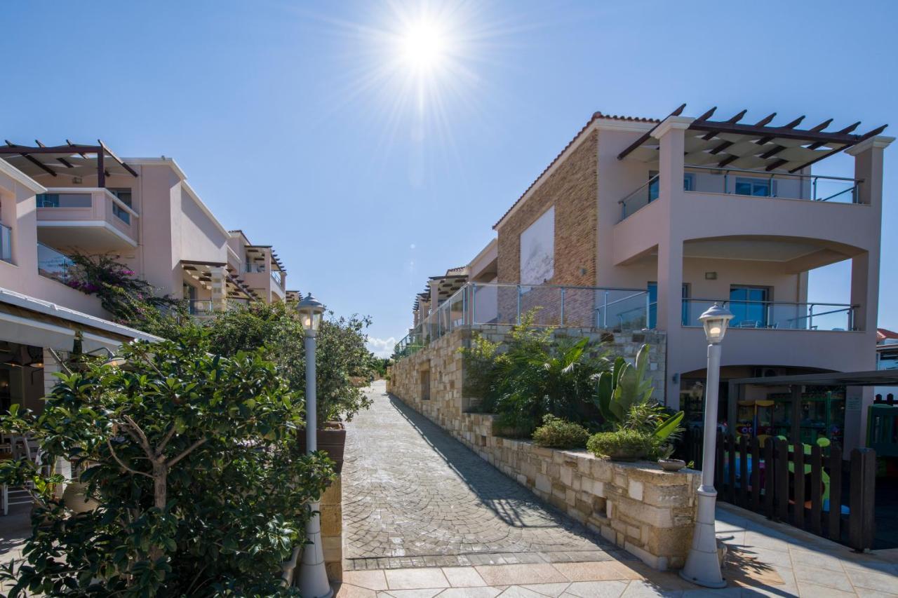 Isida Hotel Agia Marina Ngoại thất bức ảnh