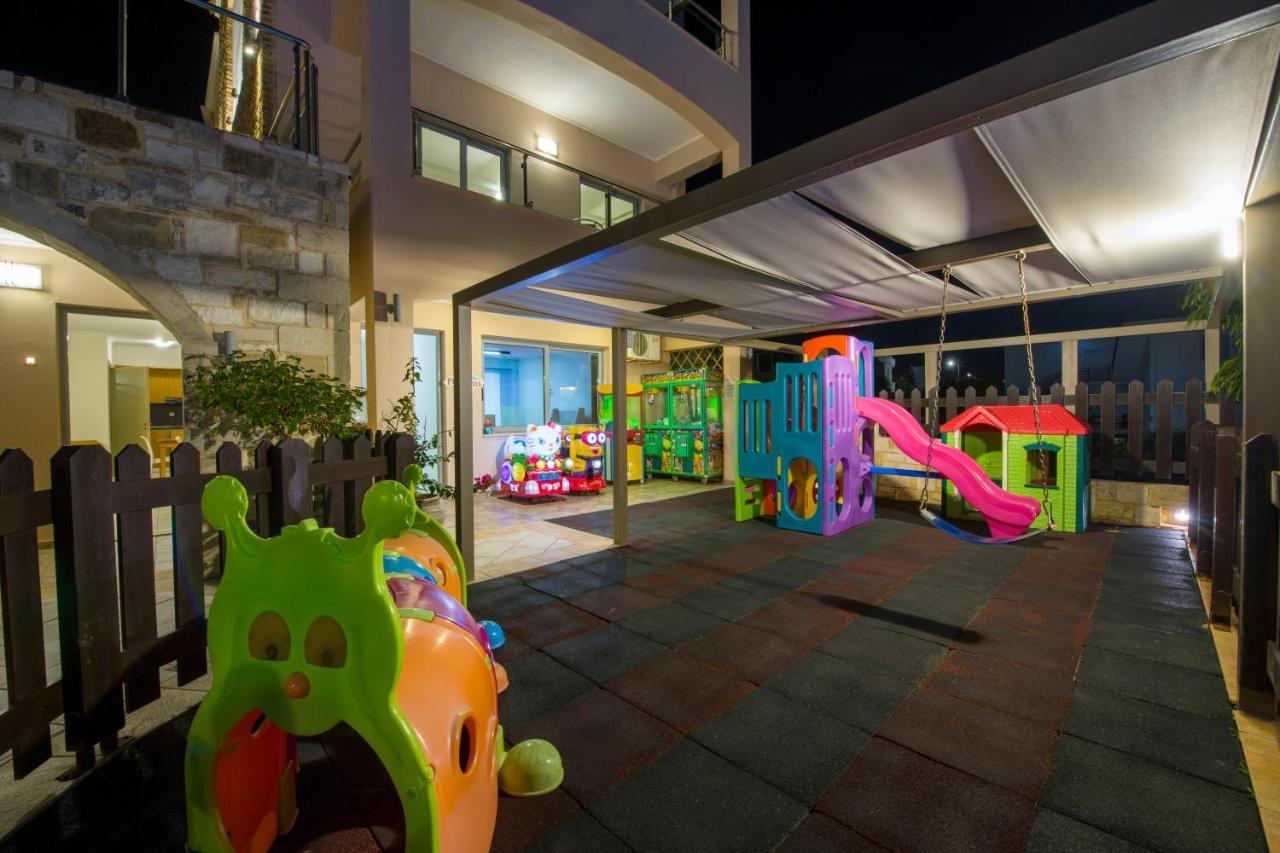 Isida Hotel Agia Marina Ngoại thất bức ảnh