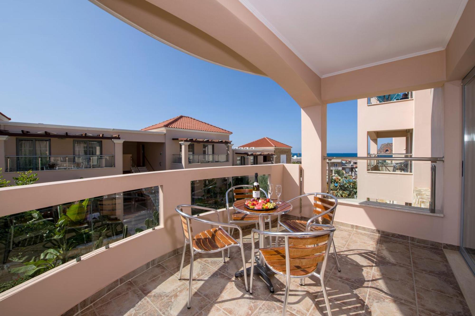 Isida Hotel Agia Marina Phòng bức ảnh