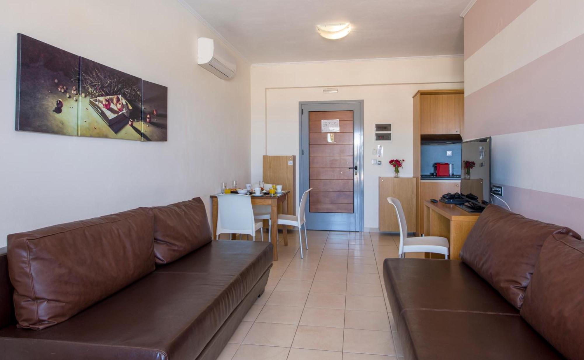 Isida Hotel Agia Marina Phòng bức ảnh